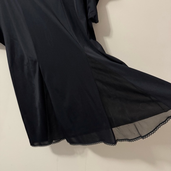 3/$20⚡️ Vintage Black Short Sleeve Mini Dress with Sheer Panels and Crewneck - Picture 8 of 16